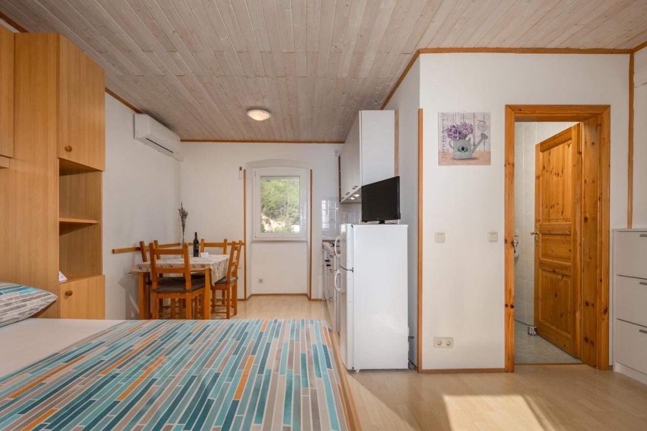 Apartmani Matic Moscenicka Draga Exterior photo